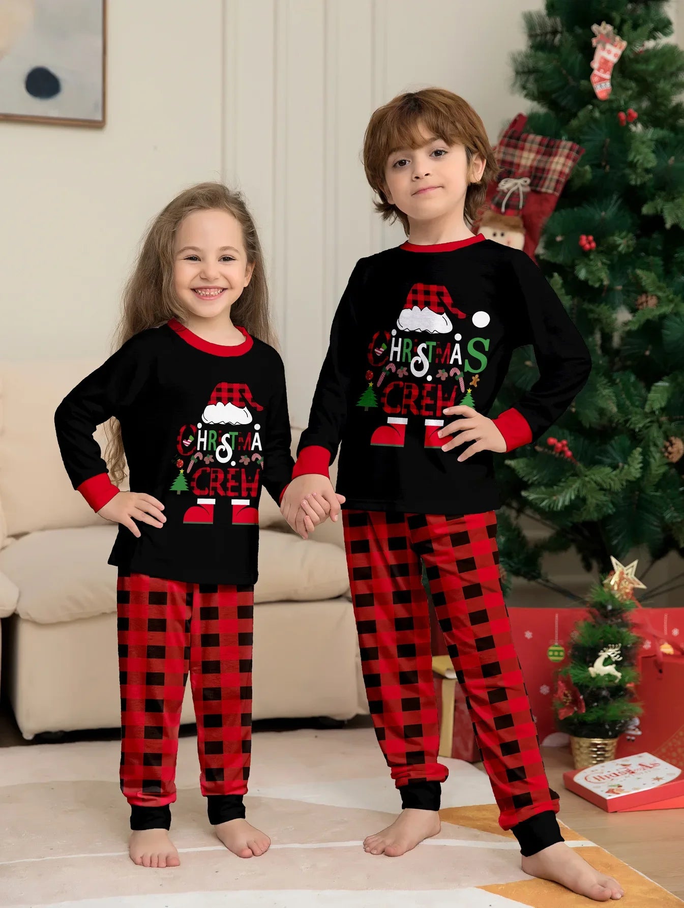 2024 Winter Matching Family Pajama Set for Mom, Dad, Daughter, and Son, Soft and Casual Christmas Loungewear, Perfect Holiday Gift