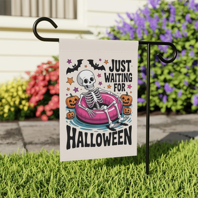 Summerween Garden Flag Skeleton Yard Decor Funny Summer Garden Decor Trendy Outdoor Sign Halloween Lawn Decor Summer Halloween Yard Flag